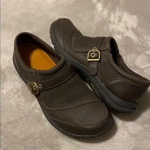 Merrell slip on loafers